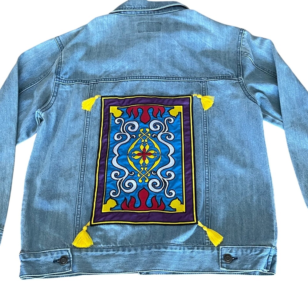 Oh My Disney Aladdin Denim‎ Jacket Blue Genie Magic Carpet Tassels Park Wear M